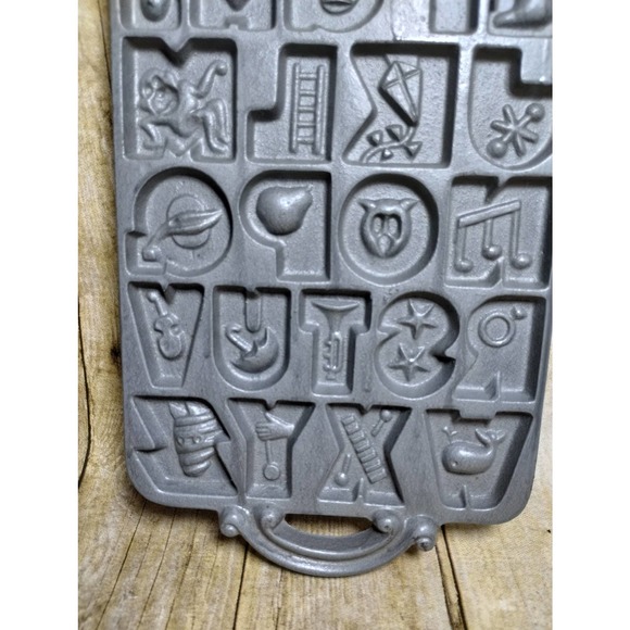 Vtg Cast Iron ABC Childrens John Wright Co Baking Pan 1985 USA NOS (lrs) - Picture 3 of 6